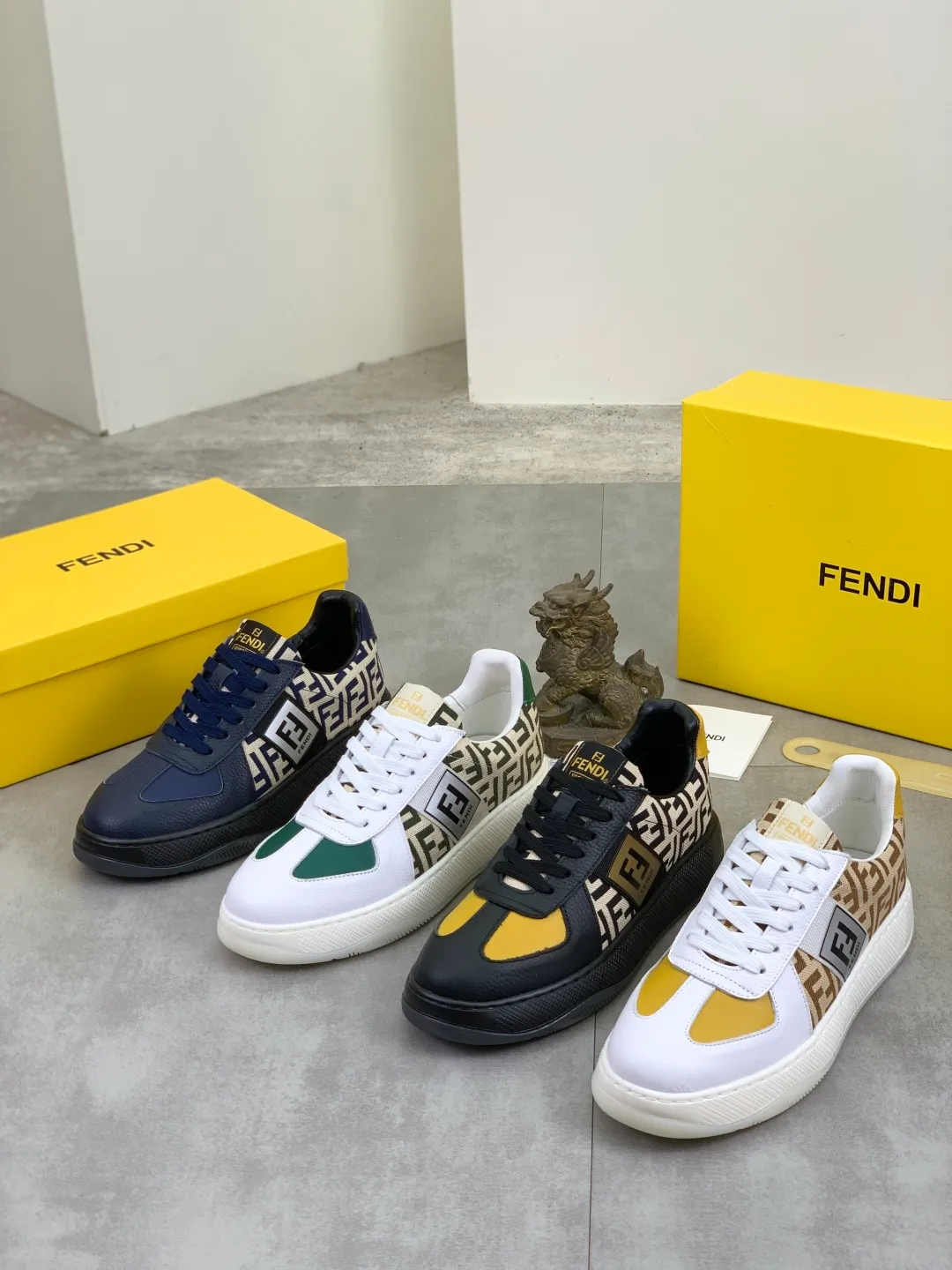 ​Men's shoes 💰P440 💰【New】Little monster 🆘 New FENDI 🕶️🕶️Simple routing effect, showing an elegant and cool driving shoe 🎬Using imported calfskin + first-layer pigskin lining🐂Excellent material🎬Detailed workmanship 🤗Comfortable foot feel➰➰. ​Pair it with any outfit to show your taste and temperament, low-key luxury ♻️Design ​simple and elegant ​noble and fashionable 🍃​Very loved and favored by trendy men 💓❤️size: 38-44 4️⃣colors available